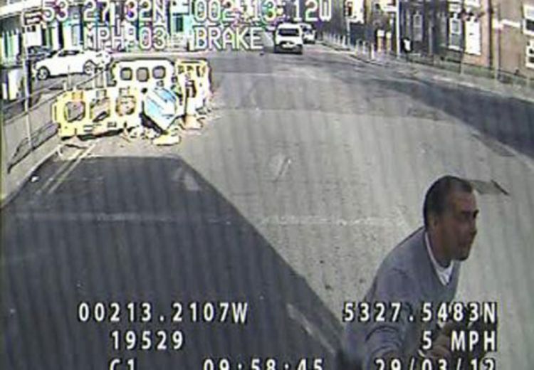 Jezivo: Pokrao ženu kad je poginula u saobraćajnoj nesreći