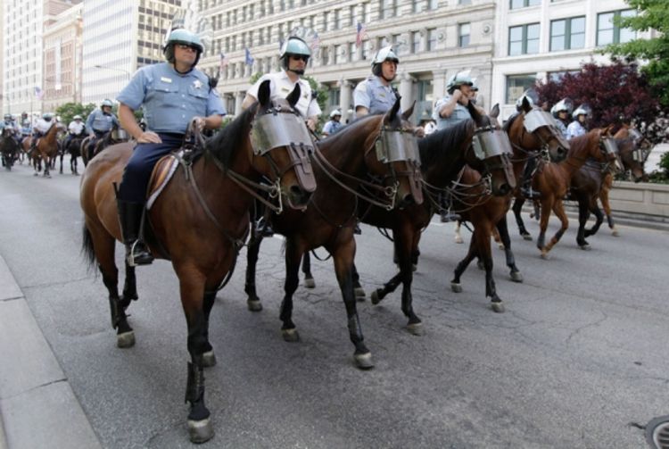 Čekajući NATO samit: Čikago u policijskoj uniformi