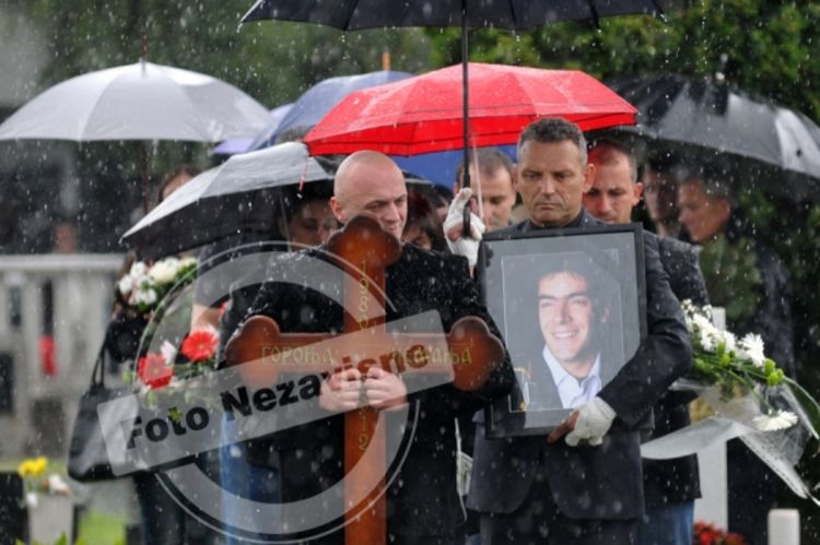 Nebeski letači suzama ispraćeni na vječni počinak