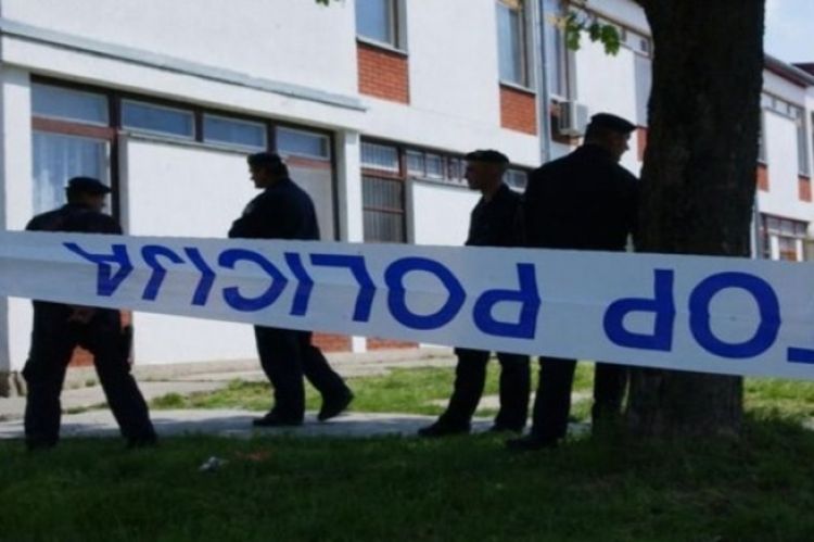 Muškarac opljačkan, pa vezan ostavljen na putu