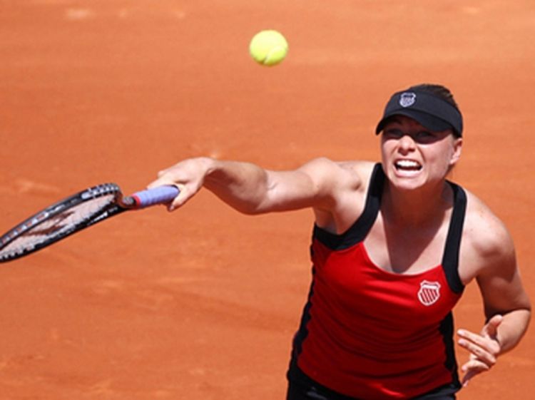 Vera Zvonareva se povukla sa Rolan Garosa