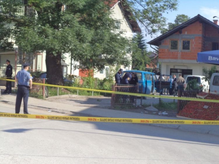Konkurenciju htio otjerati bombom