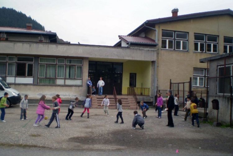 Saniran krov fiskulturne sale u Foči
