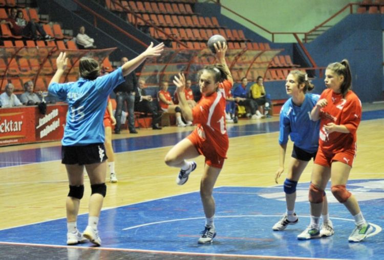 Borac i dalje traži podršku
