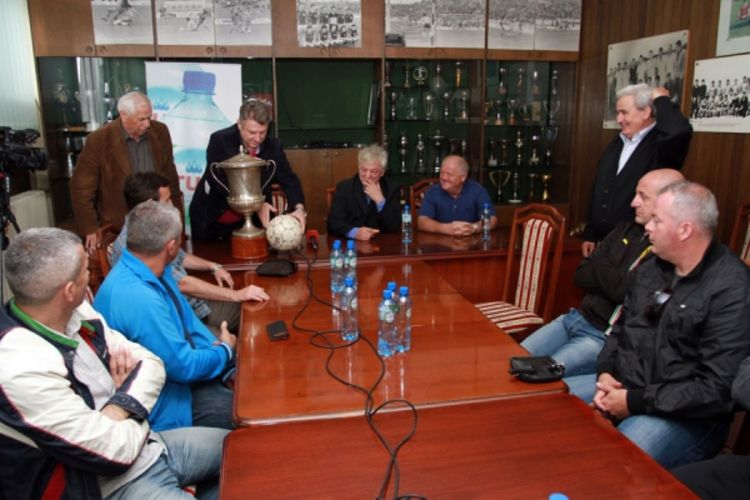 FK Borac obilježio 20 godina od osvajanja Mitropa kupa: Trenutak za nezaborav