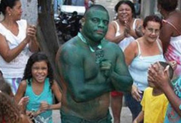 Brazilac se maskirao u Halka, pa otkrio da boja ne može da se opere