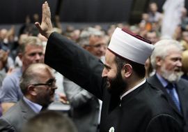 Zukorlić do državljanstva BiH došao na nezakonit način?