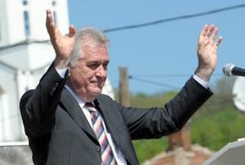 Biografija predsjednika Srbije Tomislava Nikolića