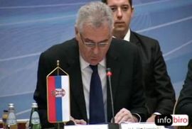 Poslušajte kako Tomislav Nikolić govori engleski