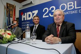Proslava bez Kosorove