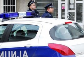 Kotor Varoš: Staklenom flašom udario policajca