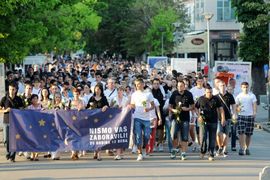 Za 12 banjalučkih beba 12.000 svijeća