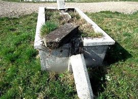 Iščupao i oborio spomenik na muslimanskom mezarju u Šipovu