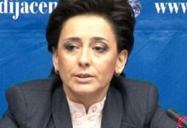 Hodžić: Nepotrebne duge cijevi oko kancelarije u Mitrovici