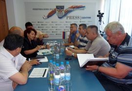 Traže dovoljno trupaca za  proizvodnju