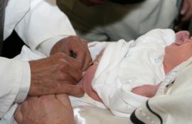 Vjersko obrezivanje dječaka je kažnjivo u Njemačkoj?