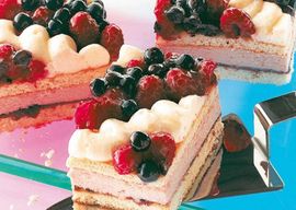 Lagane kocke sa malinama i ribizlama