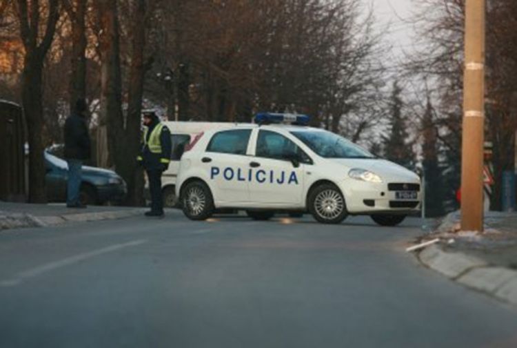Čuvar pokrao trezor