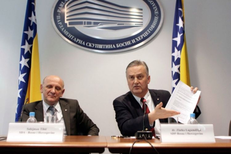 Skupštine o smjenama, SDA o kontramjerama
