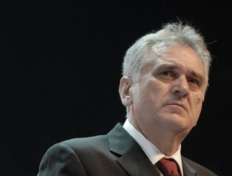 Nikolić pozvao Srbe da se uzdrže od nasilja