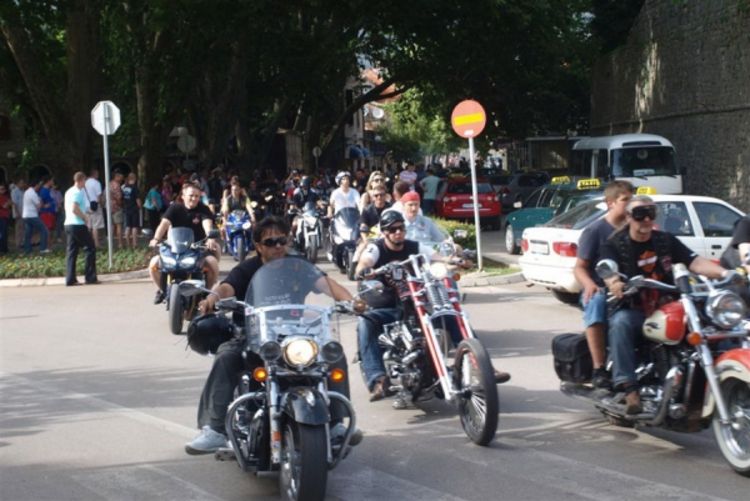 Bajkeri uživali u Trebinju
