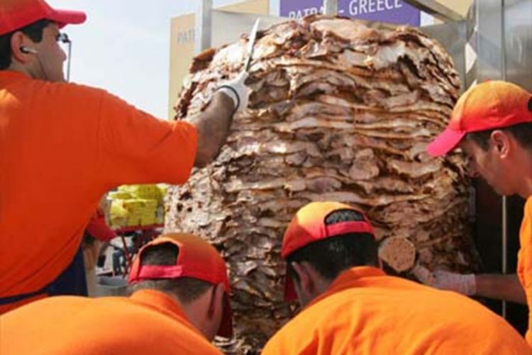 Turci napravili kebab za Ginisa