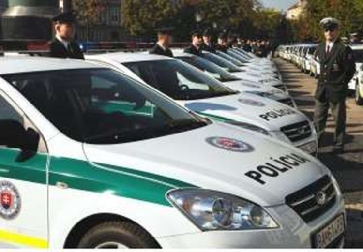 Policajac ubio troje ljudi, dvoje ranio