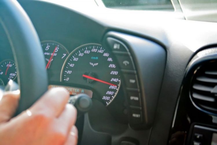Državljanin BiH vozio auto 233 kilometra na čas 