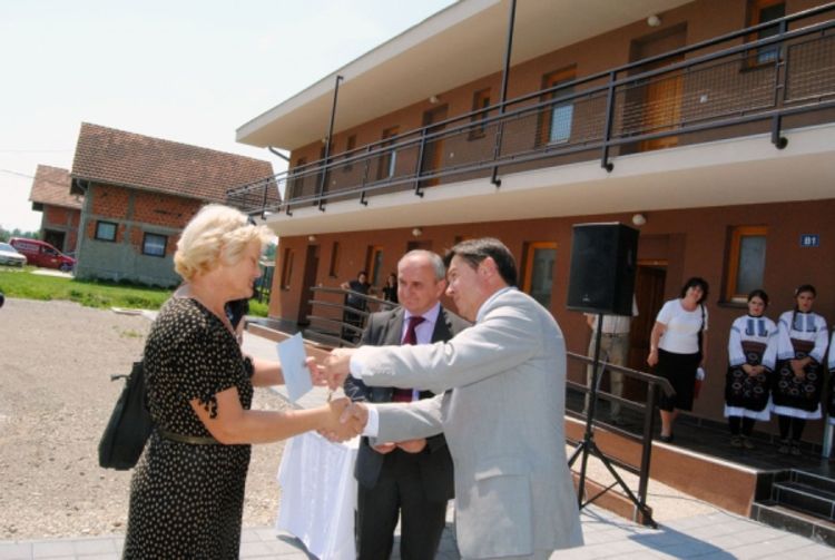 Uručeni ključevi 15 stambenih jedinica u Velikom Blaškom
