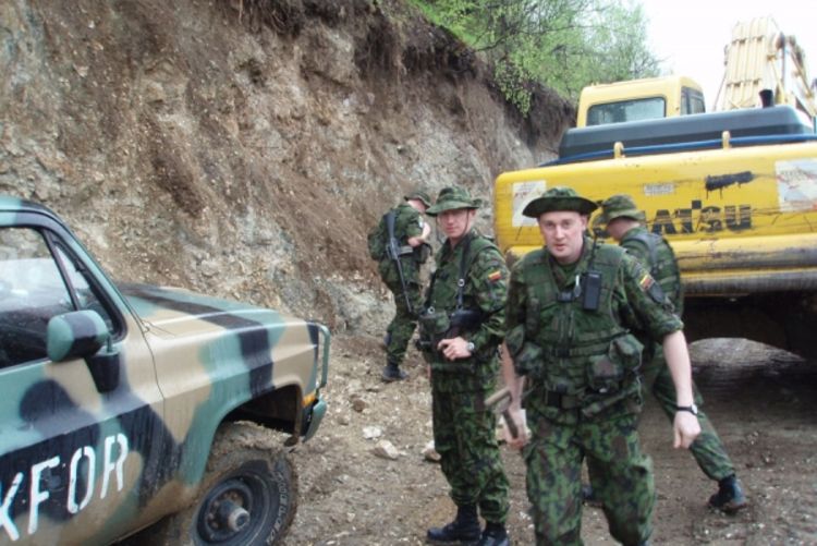 Kfor čuva kancelariju prištinske vlade
