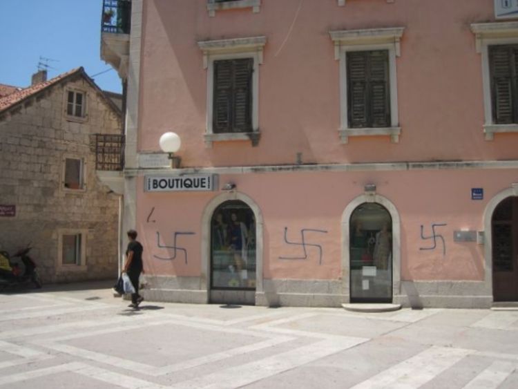  Dan borbe protiv fašizma slavili uz svastike
