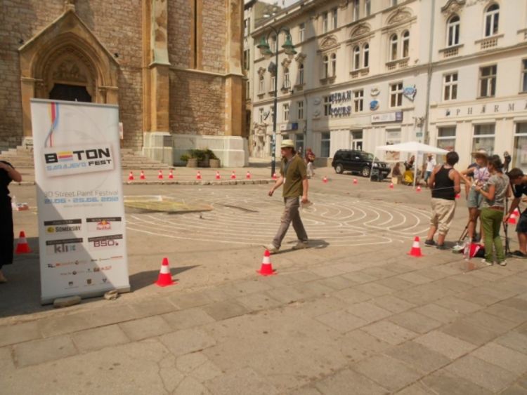 Sarajevo: Opljačkan dok je slikao Vučka