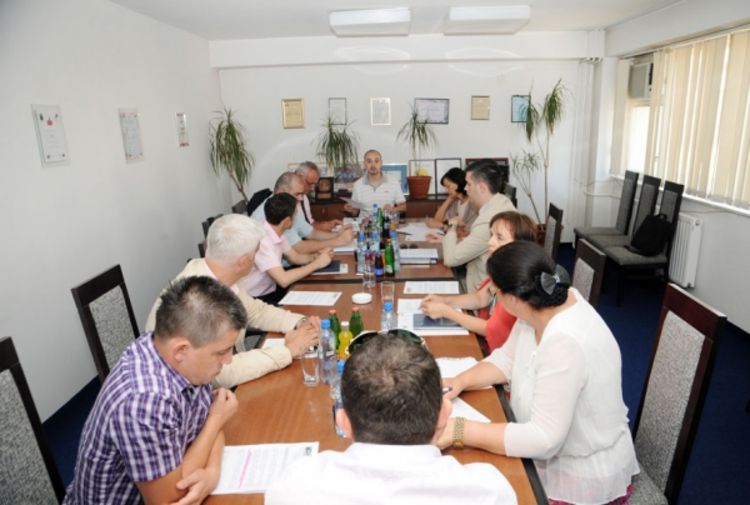 Okrugli sto: Ukloniti prepreke za početak rada preduzeća