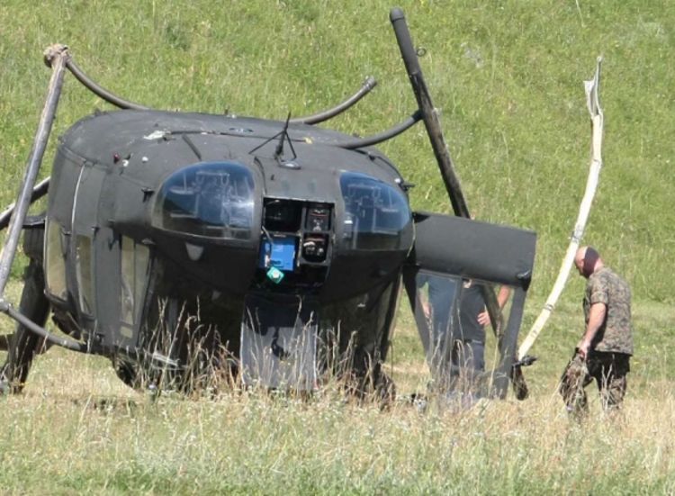 Posada preživjela pad helikoptera