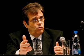 Vojislav Koštunica neće biti poslanik u Skupštini Srbije