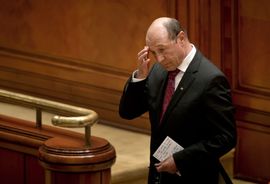 Rumunski parlament suspendovao predsjednika Baseskua
