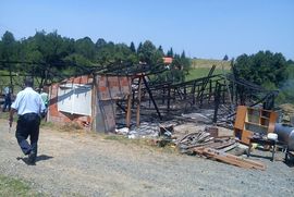 Dvije štale izgorjele za 20 minuta