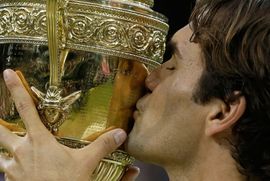 Federer osvojio sedmu titulu na Vimbldonu