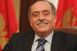 Roćen ostaje u politici