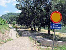 Zvornik: Stop vozilima na gradskoj plaži 