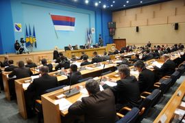 Opozicija ponovo napustila skupštinske klupe, popodne bez kvoruma