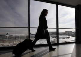 Roditelji dijete ostavili na aerodromu i otišli na odmor