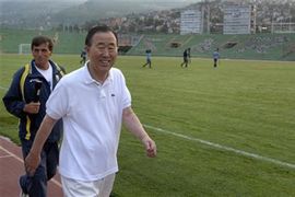 Ban Ki Mun otrčao krug na Olimpijskom stadionu u Sarajevu