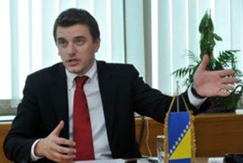 Hadžić: U Savjetu ministara BiH ima još slijepih putnika