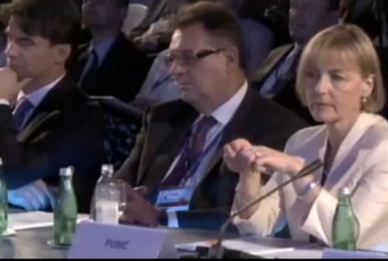 Nova Čačićeva greška u koracima: Zaspao tokom govora Josipovića
