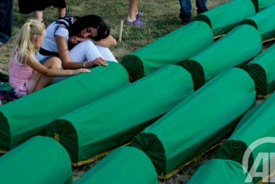 Komemoracija u Potočarima na ivici incidenta: Srebreničani izviždali i vrijeđali političare