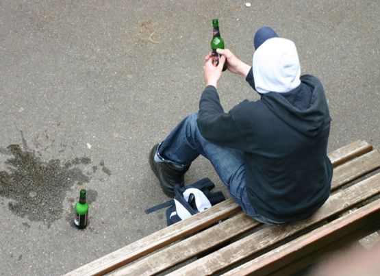 Oko 74.000 osoba godišnje umre od posljedica prekomjernog konzumiranja alkohola