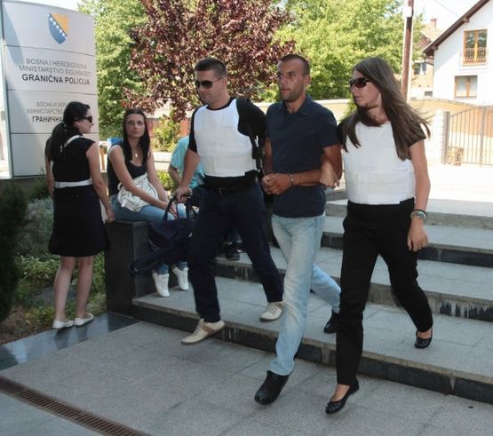 Za oca i sinove predložen pritvor