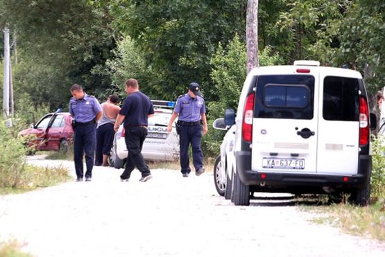 U pucnjavi u romskom naselju povrijeđene tri osobe