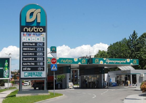 Vozači iz Hrvatske i FBiH toče gorivo u RS